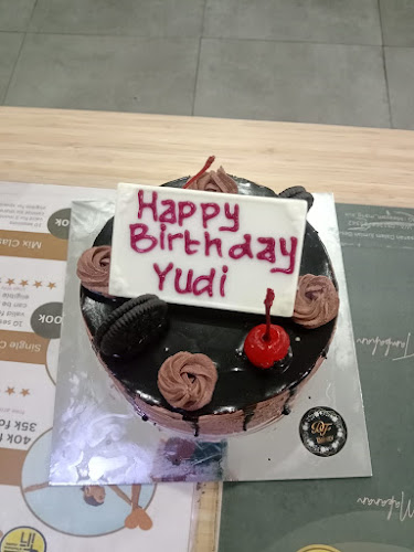 3Q6M+82P, Jl. Brigjen Hasan Kasim, Bukit Sangkal, Kec. Kalidoni, Kota Palembang, Sumatera Selatan 30961