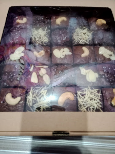 Opinii despre ZAFA'S BAKED în Kota Makassar - Gastronomi dan perhotelan