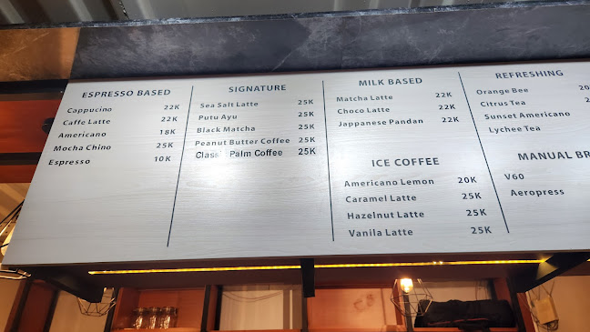 Opinii despre Karnaval coffee & bar în Kota Denpasar - Gastronomi dan perhotelan