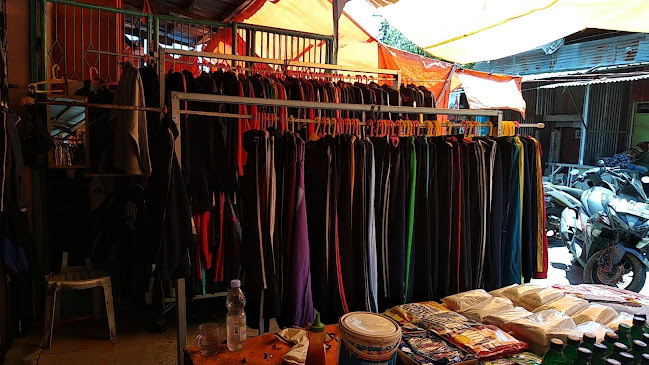 Opinii despre TOKO FAYYAD în Kota Makassar - Gastronomi dan perhotelan