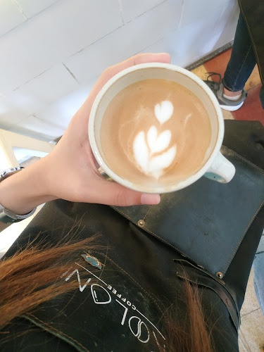 Koloni Coffee - Gastronomi dan perhotelan