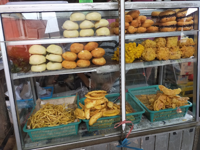 Pasar Kuliner Tomohon