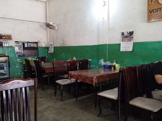 Jl. Riau No.46, Gg. Buntu, Kec. Medan Tim., Kota Medan, Sumatera Utara 20212