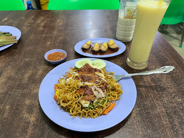 Comentarii opinii despre Nasi Ayam Hainam Budi Siang Malam