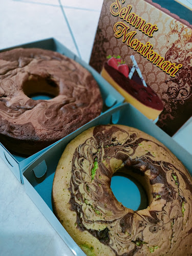 Aneka kue dan bolu EA - Gastronomi dan perhotelan