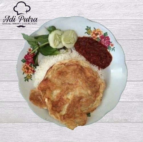 Opinii despre Warung Adi Putra Rungkut Kidul în Surabaya - Gastronomi dan perhotelan