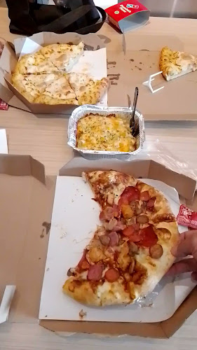Domino's Pizza - Kota Depok