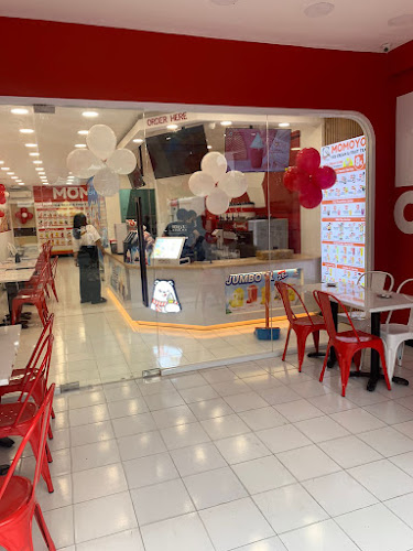 MOMOYO KAPAS KRAMPUNG ICE CREAM - Surabaya