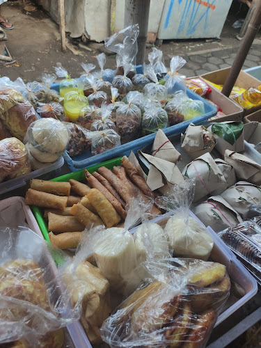 Opinii despre Kios Bu Rukiyem Pasar Tamansari în Kota Yogyakarta - Gastronomi dan perhotelan