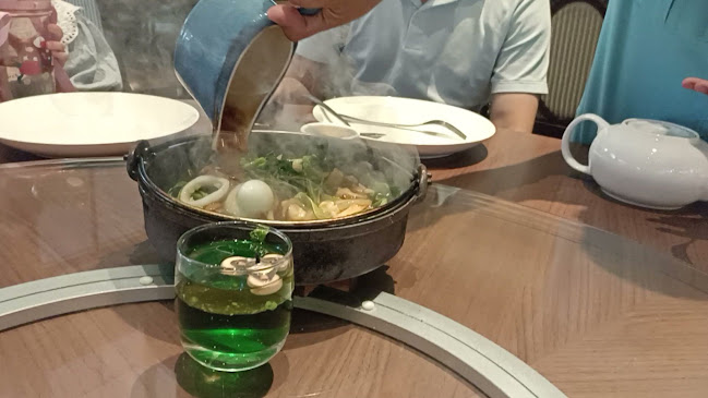 Kurnia Seafood Bandung - Gastronomi dan perhotelan