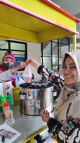 Pentol Gajah Magelang - Gastronomi dan perhotelan