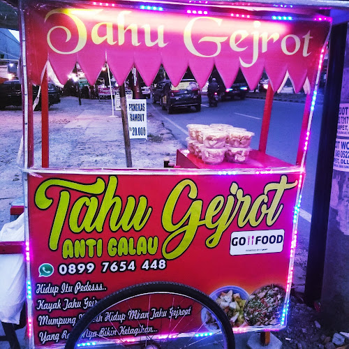 Tahu gejrot anti galau