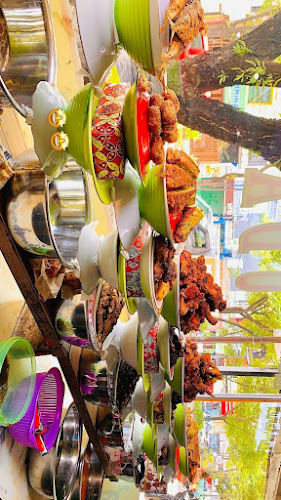 Comentarii opinii despre Rumah Makan Uda Khas Padang