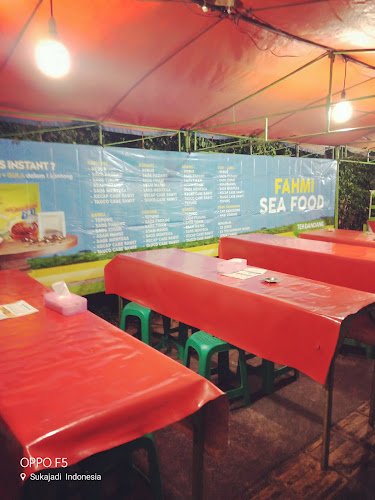 Fahmi Sea Food - Gastronomi dan perhotelan