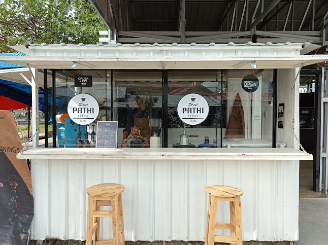 Opinii despre Street Pathi Coffe în Kota Solok - Gastronomi dan perhotelan