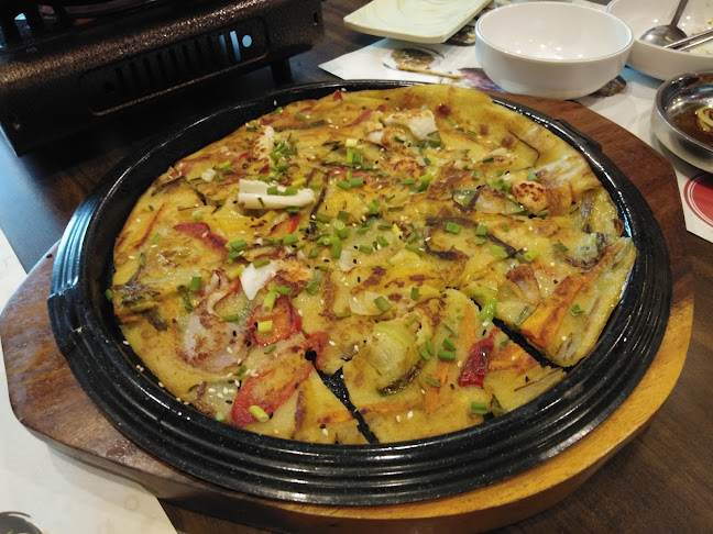 DaeBak Korean BBQ Restaurant - Kota Medan