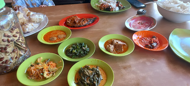 Pondok Ikan Bakar Aru Cabang Teluk Kabung - Kota Padang