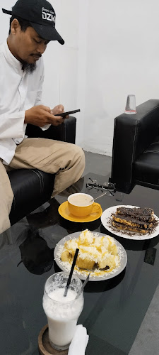 Opinii despre Hanian Cafe în Kota Banjar Baru - Gastronomi dan perhotelan