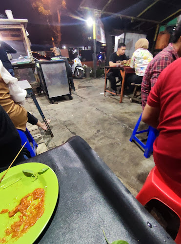 Comentarii opinii despre Pecel Lele Persaudaraan