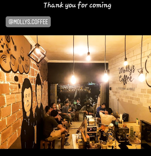 Mollys Coffee - Kota Depok