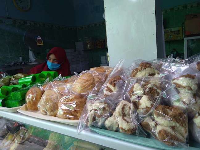 Toko Kue Basah Bu Dollah