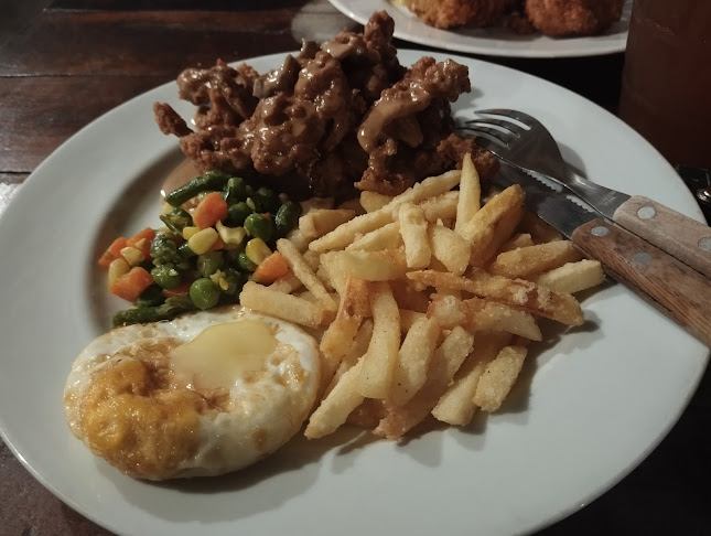 Opinii despre Koki Joni în Kota Yogyakarta - Gastronomi dan perhotelan