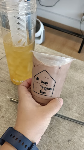 Kopi Tingkat Tiga - Gastronomi dan perhotelan