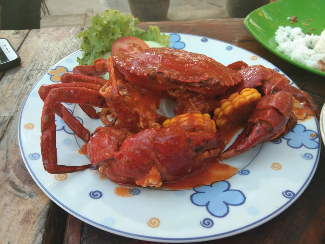 Opinii despre Pondok Makan Tapi Sungai în Kota Padang - Gastronomi dan perhotelan