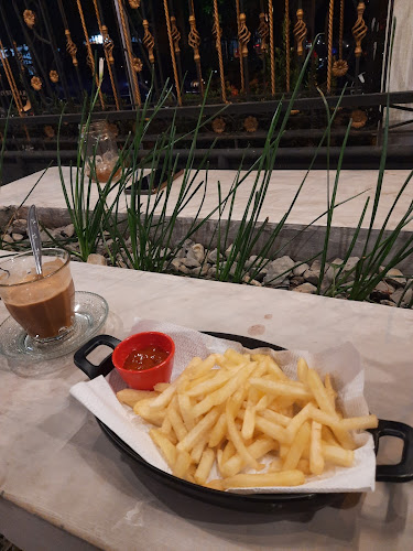 Fora Coffee - Gastronomi dan perhotelan