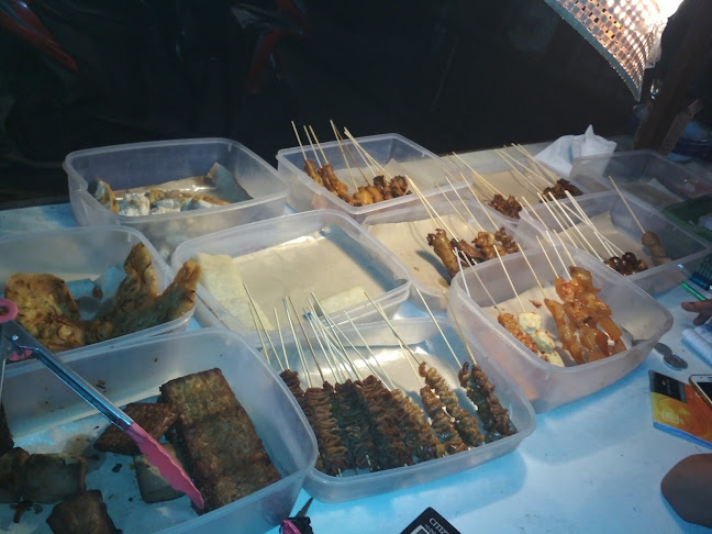 Angkringan Fellas Eatery - Surabaya