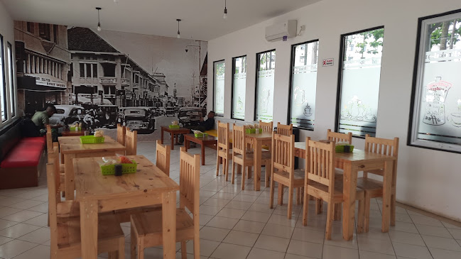 Opinii despre Coffee Brokai-91 în Kota Cimahi - Gastronomi dan perhotelan