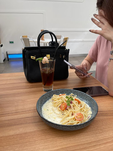 BOJA Eatery & Bar Bandung - Kota Bandung