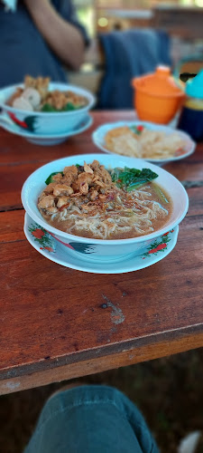 Opinii despre Warung Makan Brebes Berhias în Kota Depok - Gastronomi dan perhotelan