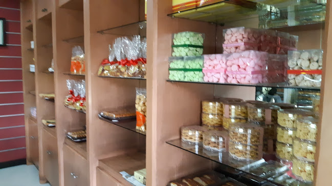 Comentarii opinii despre Zulfa Cake Shop & Bakery