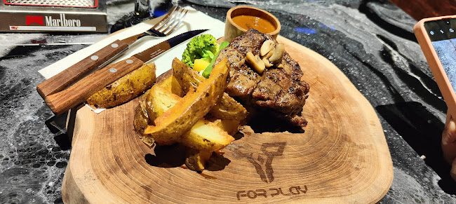 Forplay Kitchen & Bar - Kota Manado