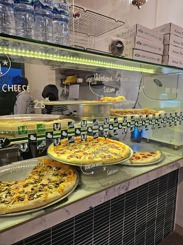 Opinii despre Liberty Slice Pizza în Kota Balikpapan - Gastronomi dan perhotelan