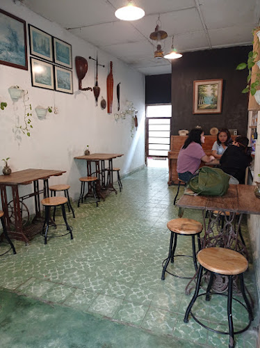 Gg. Senina No.11, Padang Bulan, Kec. Medan Baru, Kota Medan, Sumatera Utara 20222