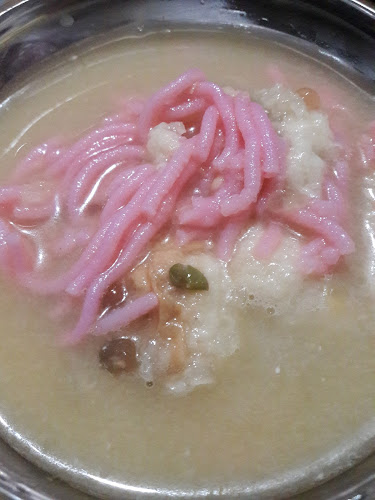 Opinii despre Gerobak Kolak Roti Ronde Angsle în Kota Blitar - Gastronomi dan perhotelan