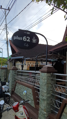 Plus 62 Cafe - Gastronomi dan perhotelan
