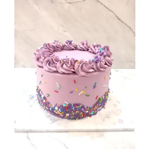 Aldora Bakery and Cake Shop - Gastronomi dan perhotelan