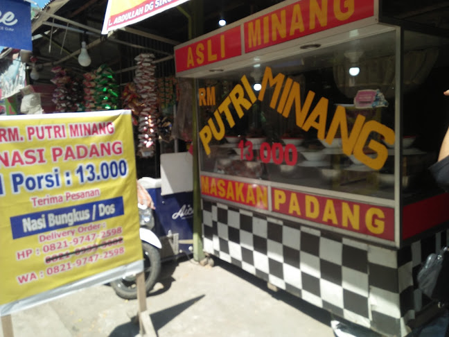 Opinii despre Rumah Makan Putri Minang în Kota Makassar - Gastronomi dan perhotelan