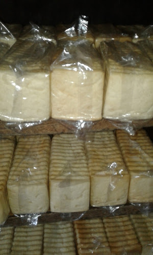 Comentarii opinii despre Pabrik Roti Bakar Bandung/roti Kasino