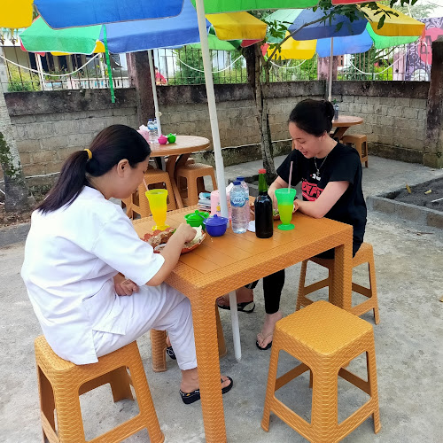 dM Cafe Tomohon - Gastronomi dan perhotelan