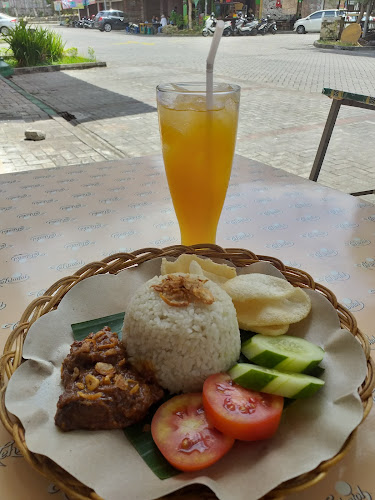 Nasi Uduk Jakarta Pasar Segar - Gastronomi dan perhotelan