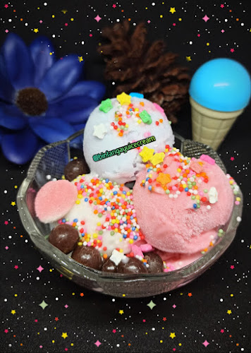 BINTANG AYU ICE CREAM 2 - Gastronomi dan perhotelan
