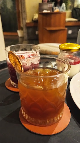 Opinii despre Toko Kopi Oetama în Kota Yogyakarta - Gastronomi dan perhotelan