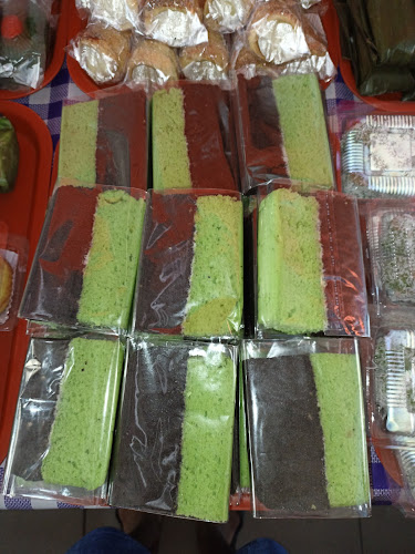 Suci Kue Kios Pasar Pon - Kota Blitar