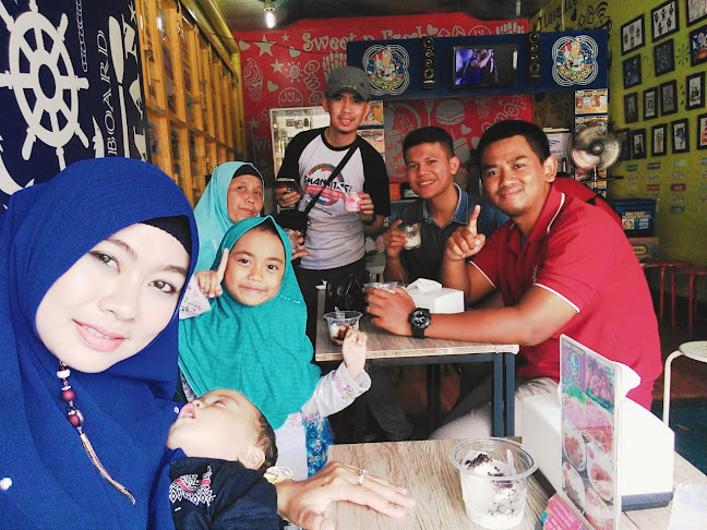 Opinii despre Es Krim Om Opay în Kab. Tasikmalaya - Gastronomi dan perhotelan