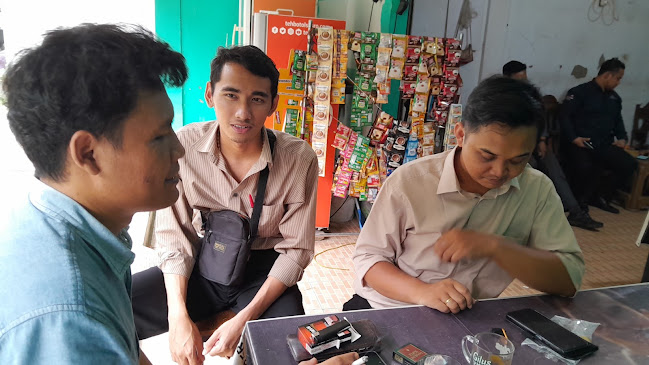 Warkop Pak Ajat Kecamatan Pamulang