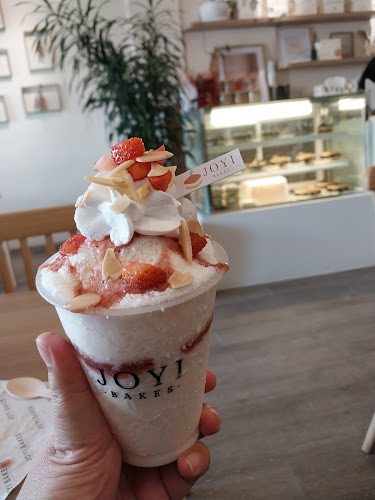 Joyi Bakes Cafe - Tiramisu Bingsoo Tea Dessert - Gastronomi dan perhotelan